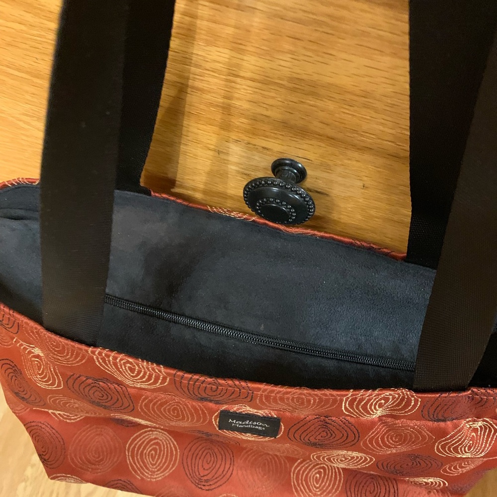 Madison Handbag - Picture 4 of 4
